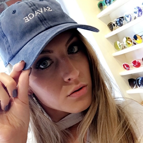 Meet Your POSH AMBASSADOR, Angela - Picture 4 of 5